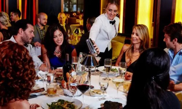 Boston Restaurants Open Christmas Day 2022 – Verified List