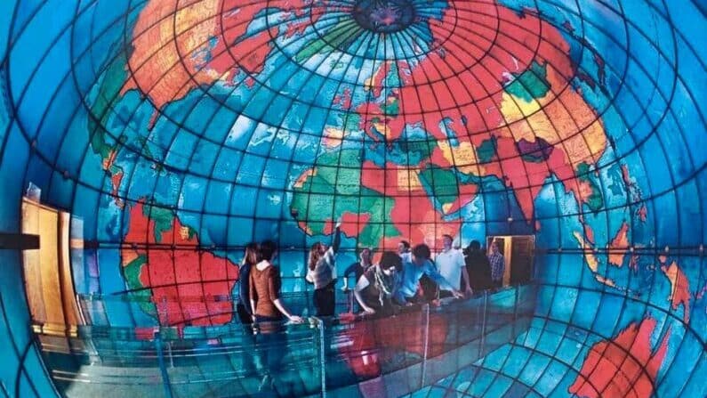 Things to Do in Boston with Kids | The Mapparium